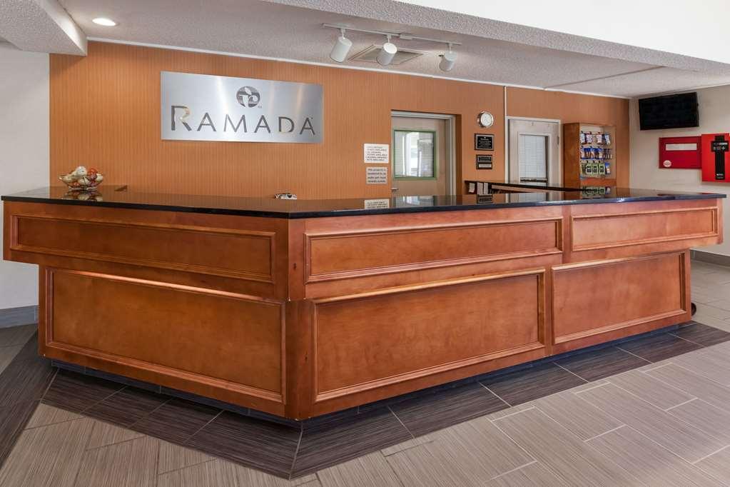 Wingate By Wyndham Canton-Hall Of Fame Interior foto